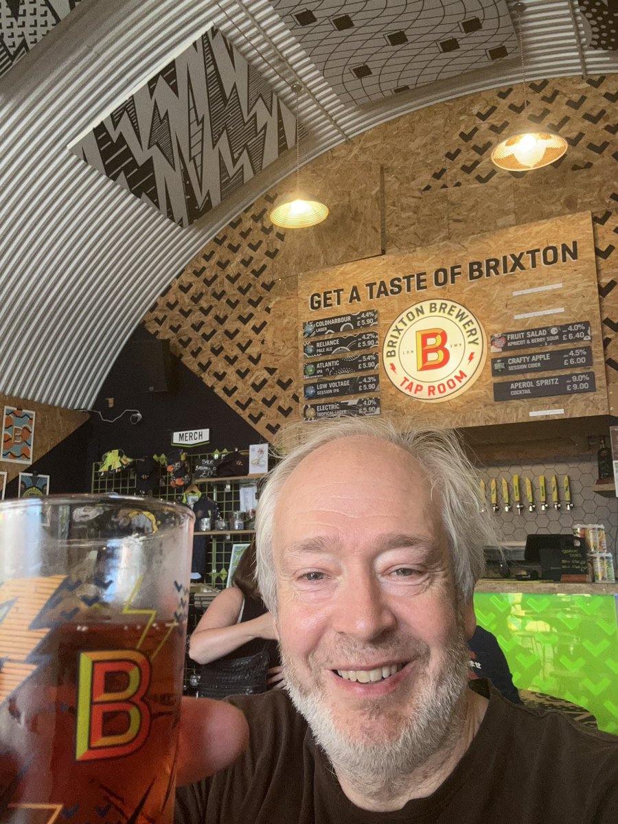 LBiermeister's tweet photo. Sunny Saturday afternoon so time for a quick bike ride to Brixton.  @BeerPassportUK @BrixtonBrewery https://t.co/N3euxqQL15