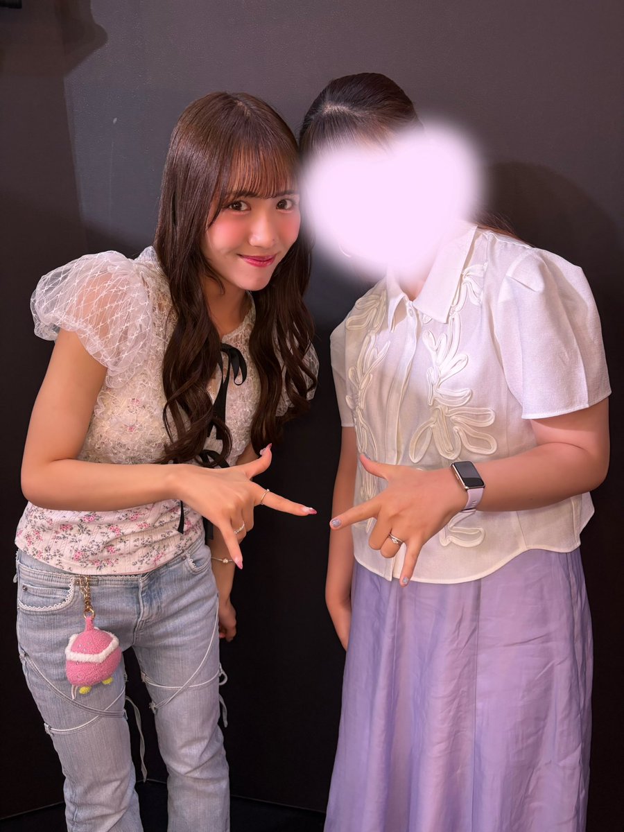a_rinrin_puni's tweet photo. #みーとるなんち ありがとうございました💜ྀི💚ྀི🧡ྀི
3月以降、イベントの時いつも張り切っててめちゃめちゃ喋る優月ちゃんとっても可愛いです🤦‍♀️💟
またるんぱん先生よろしくお願いします！
#市川優月 https://t.co/hoOIuDeFgF