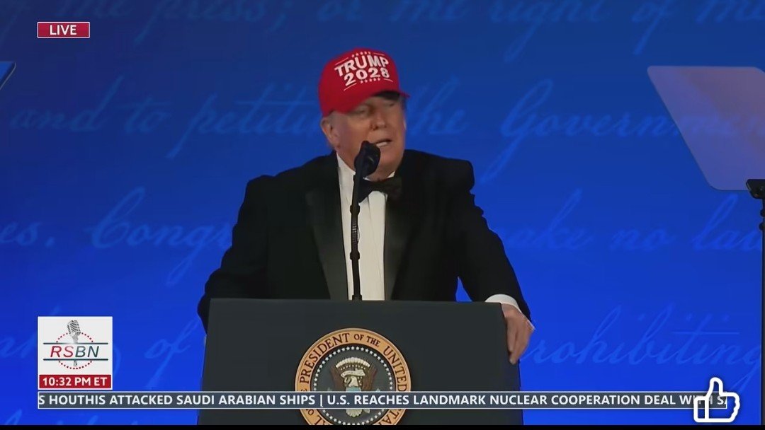 SaveRepublic26's tweet photo. TRUMP 2028 make democrats heads explode 🤯 🤣 https://t.co/8NAdkJLekV