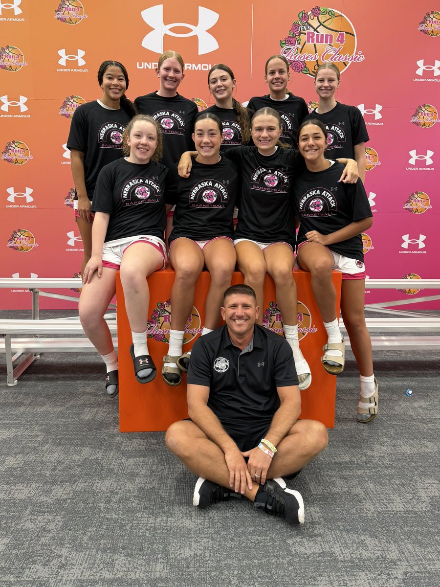 NebraskaAttack's tweet photo. 16U Rise is 3-0 after two days at UA Rise Finals. 
Advancing to the Final 8 tomorrow! https://t.co/ME4cuqutFn