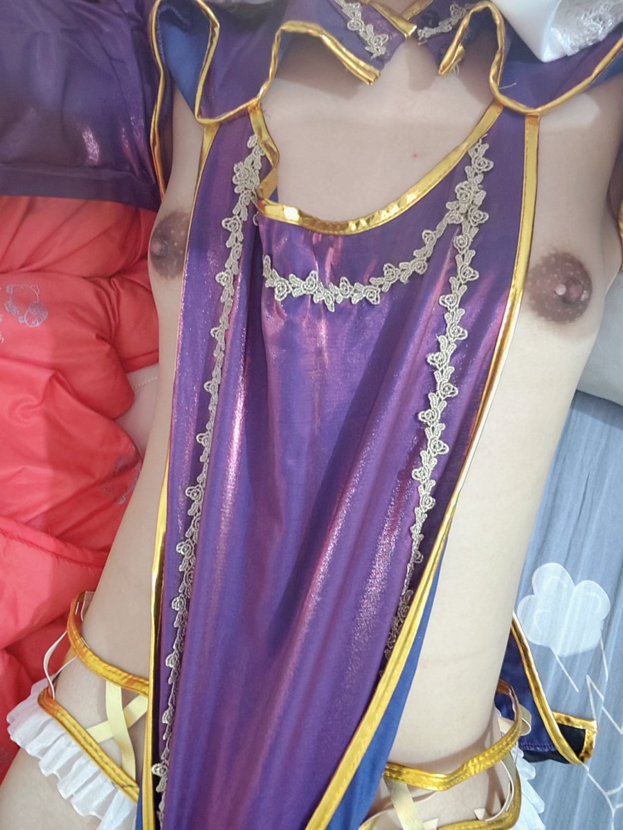 y57376's tweet photo. ts接单，衣服任务返图。求金主们给些任务费，以供贱奴打雌激素，变得更下贱淫��。
喜欢精液，淫纹，魅魔纹，媚黑，阳根崇拜，拜金。
想成为巨乳奶牛，精厕，满身涩情的妓女，目前正在接单筹钱手术吃药，年龄21，还能泌乳。
喜欢各位老板多多关照。给钱都可以哦！不能血腥暴力，还有重口味的，都可以呢 https://t.co/8Xfm1P0nfy