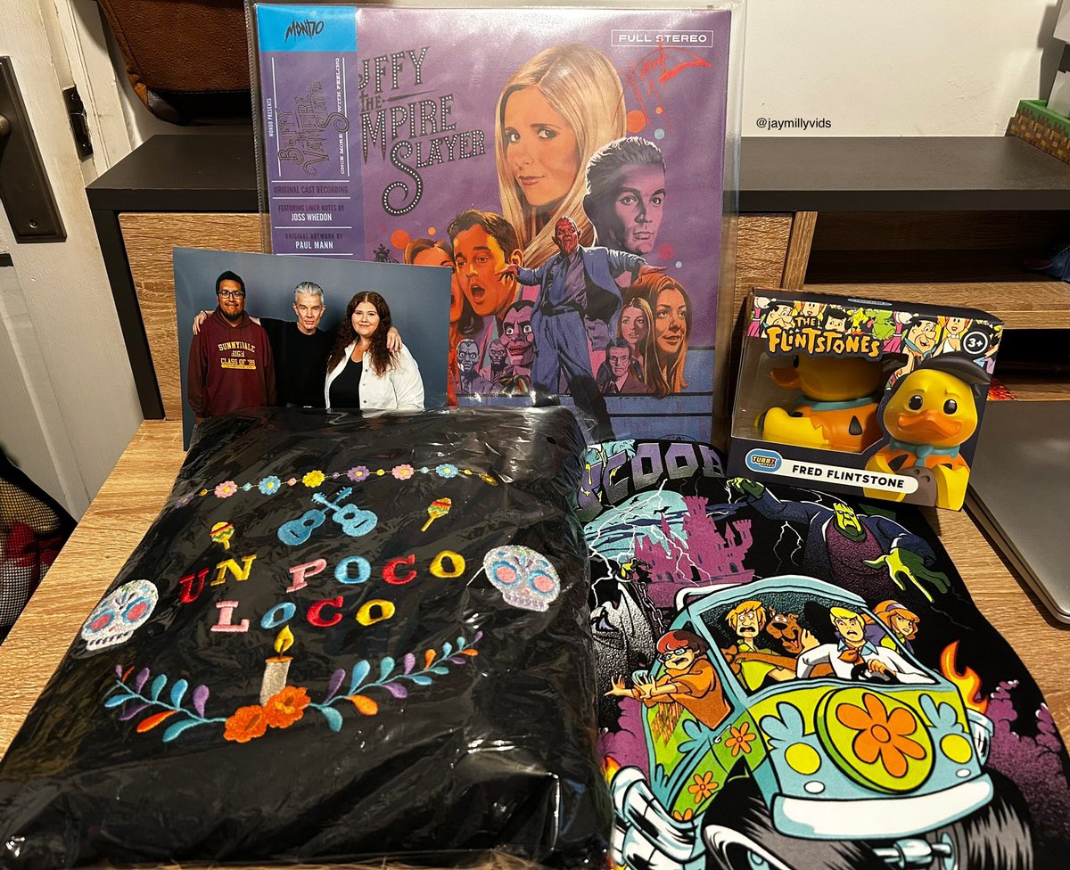 JayMillyVids's tweet photo. Manchester Comic Con 2026 Haul! β€οΈ #ManchesterComicCon #BuffyTheVampireSlayer #TheFlintstones #ScoobyDoo @JamesMarstersOf @tubbz_official @comconmanc @monopolyevents1 https://t.co/KsqHHV8Zab