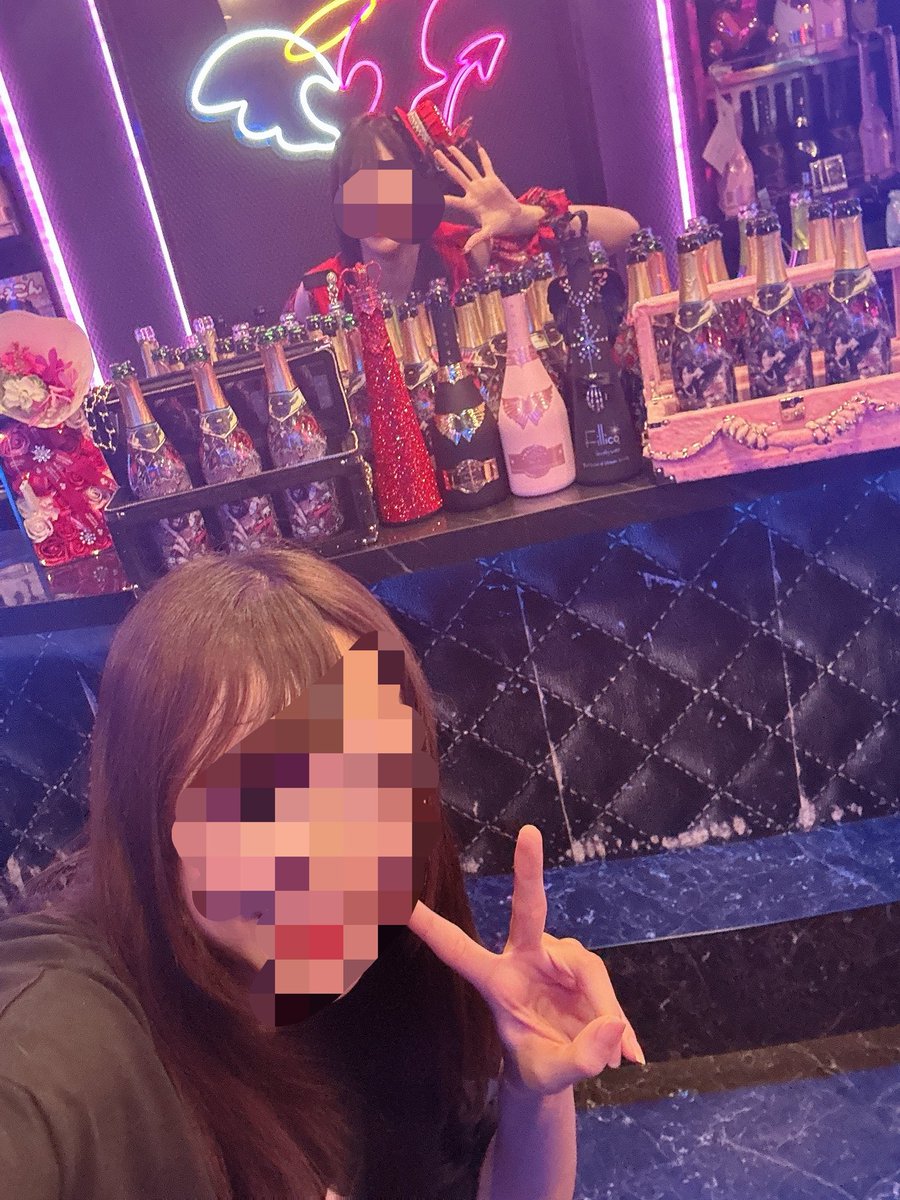 33chan_sm's tweet photo. ゆめちぃおめでとうーーーーー‼️
3回もお祝いできて毎年愛されてるゆめちぃを見れて幸せです💖

日付かわって26日本日電脳は19時くらいからイン予定です🙋‍♀️❤️

きてくれる❔❔ https://t.co/FWUHmB1lk2