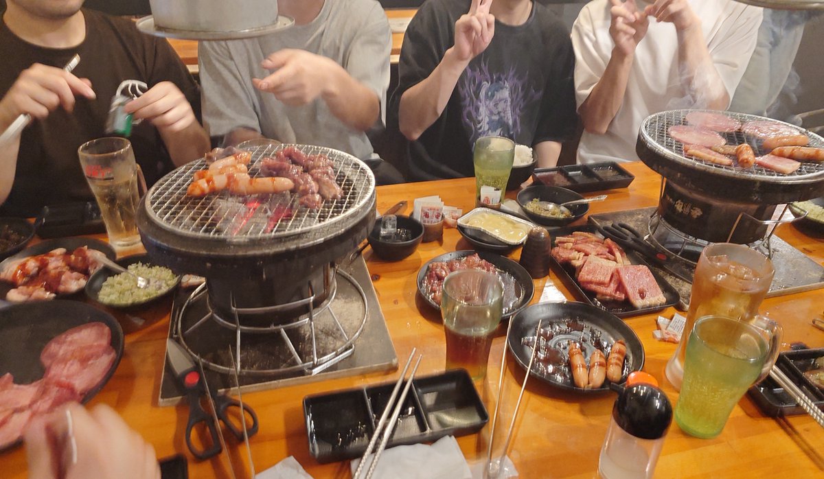 ferriscom666's tweet photo. 深夜からのゴチ焼肉。ごちそうさまでした。 https://t.co/MrTcjvyMQB