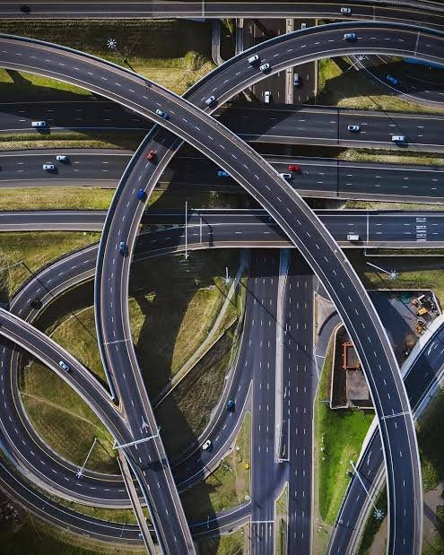 SamuelBhebe's tweet photo. @Szymansk_ii This is Mount Edgecombe Interchange, in Durban South Africa 🇿🇦 

Checkmate bafanas https://t.co/mrRV0cxP4e