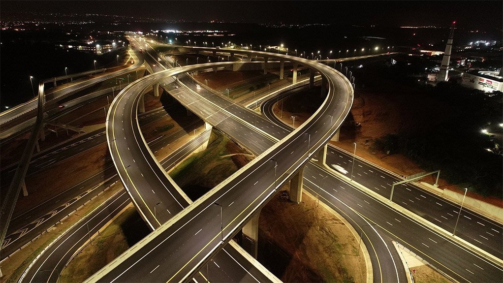 SamuelBhebe's tweet photo. @Szymansk_ii This is Mount Edgecombe Interchange, in Durban South Africa 🇿🇦 

Checkmate bafanas https://t.co/mrRV0cxP4e