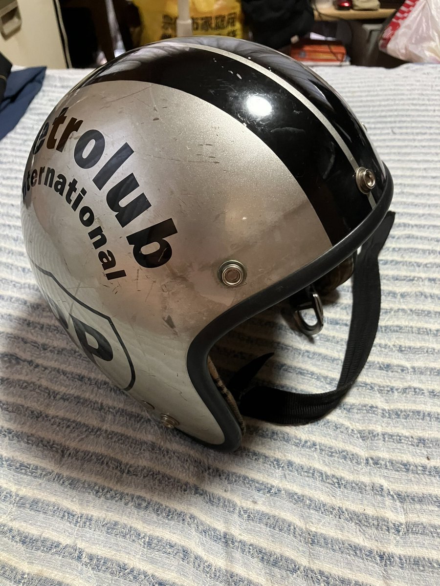 PiereeTajima's tweet photo. 本日7月26日より普通自動二輪の免許を取得すべく自動車学校に通う事になりました😊
暴走オジに俺はなる✊‼️

てなワケで主に夜間の部で教習受けるから、応援しに来て下さい照

桃子役募集中❤️ https://t.co/6Wy72WQYFa