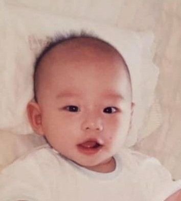 hwanghynjnnie's tweet photo. hyun looked so bebi here 😭😭 https://t.co/k02yq57FRg