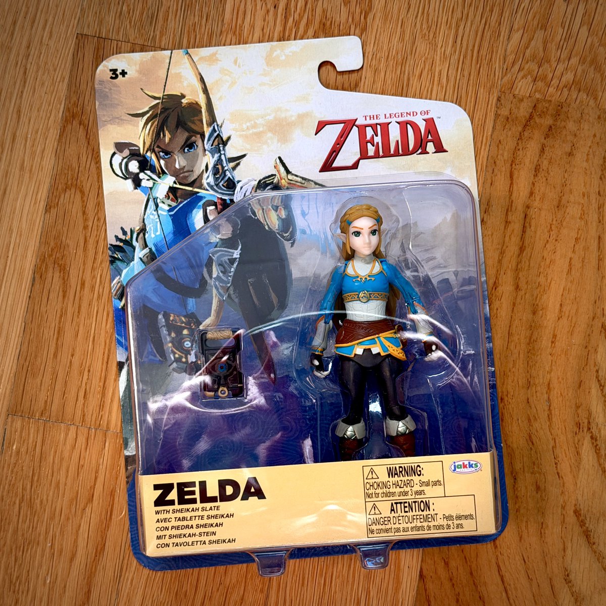 ResidentDante's tweet photo. Zelda and Link figures my daughter got for her birthday ๐
#zelda #link #figurines https://t.co/nGIDqbt5XK