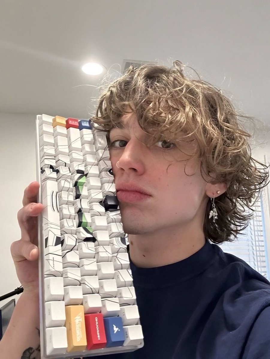 moonlucx's tweet photo. prontinho pra jogar. https://t.co/31qyfDMzkP
