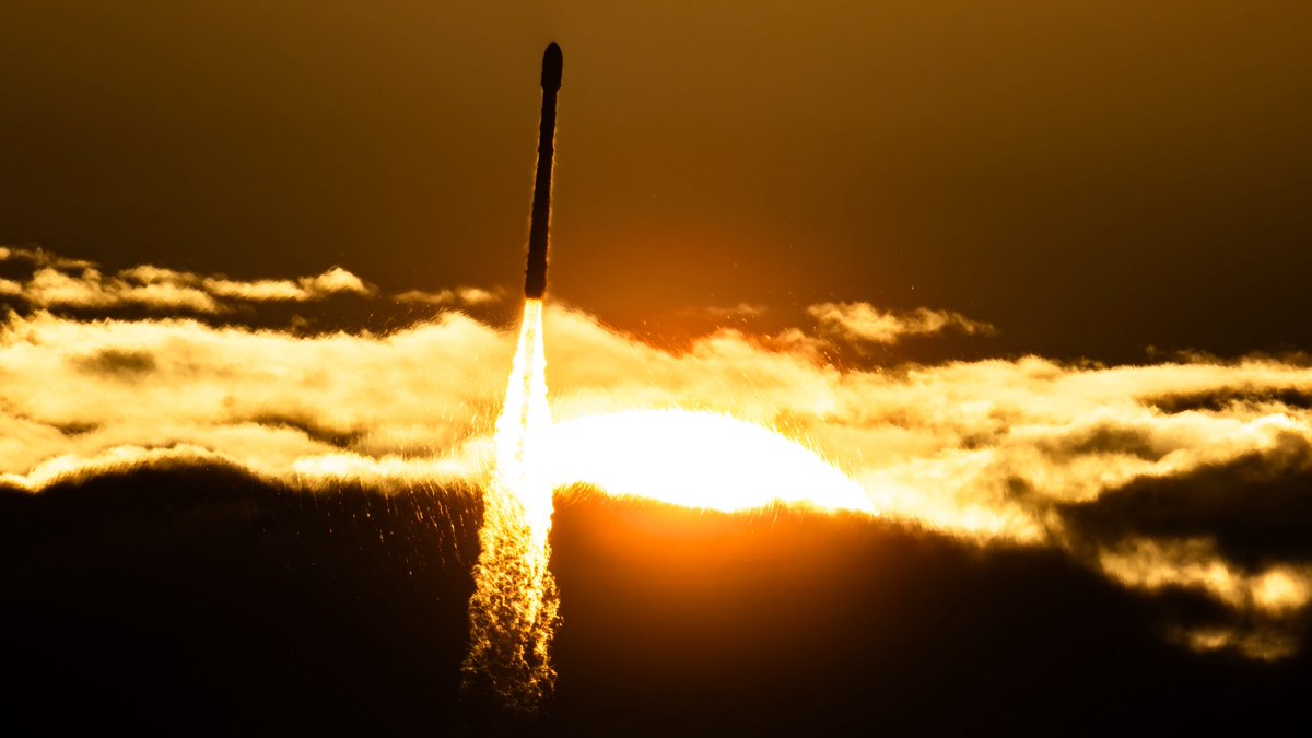asherbphotos's tweet photo. If you’d like to help support this trip, I do have prints available for purchase on my website of a variety of launch vehicles: https://t.co/AWtNvp7UvH

If you’re looking to help support but not interested in a print, you can do so here: https://t.co/kNQnXApYM3

Any level of support is more appreciated than you know. I’ve been wanting to make this trip for years and I really hope I’m able to make it happen!