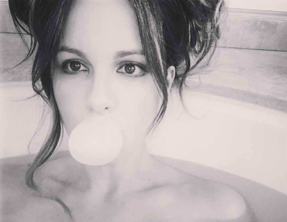 feencat23's tweet photo. Sometimes words have 2 meanings apparently like " relax,go take a bubble bath " I should of known better with her, she showed up naked with a towel  to a wedding shower.🤷‍♂️🫣 https://t.co/wyoyGoRPsk
