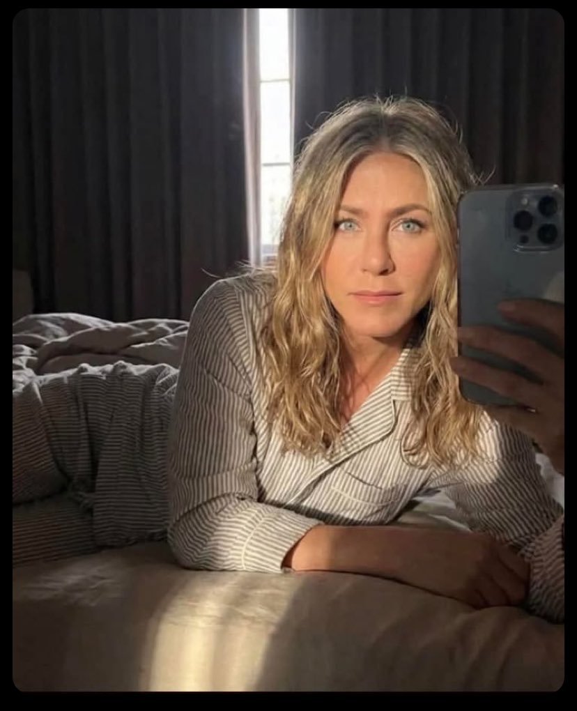 Jennifer Aniston tweet media