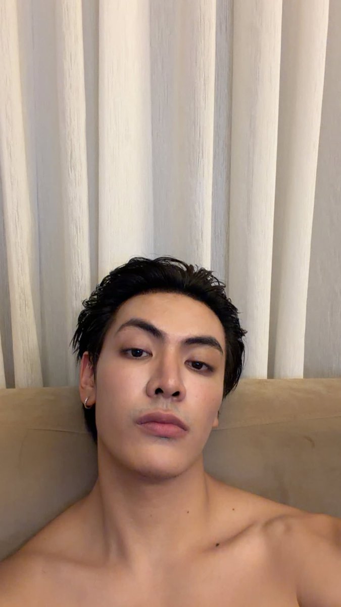 callmebamnie's tweet photo. 【📢IGS: ran_ayd x chen_rcj @ChenRcj 】
#จุงอาเชน #JoongArchen

🌞: mae look. seriously…
👩🏻: no! just now mae saw Joong walk in put something down on the floor… what are you doing Joong?
🌞no! that’s not true do mae really think Joong would dare to pick it up?
👩🏻no way!? then where did it come from? 
🌞i have no idea how it got in here … Eren… 
👩🏻 did Joong bring it here just to scare mae right?
🌞no i didn’t
👩🏻then how did it get in?
👩🏻no… what if it stings you Eren? what if it bites you?
🌞 it’s okay. it won’t
👩🏻oh? and how do you know it’ll be okay?
🌞 look it
👩🏻you were the one carrying it weren’t you?
🌞no i wasn’t … mae calm down. i just wanted to see what Eren was doing??
👩🏻no! is it some kind of boxing grasshopper or something?
🌞no it’s not a boxing grasshopper. it’s just a normal grasshopper
👩🏻ah you caught it and brought it here, didn’t you?
🌞no i really didn’t catch it