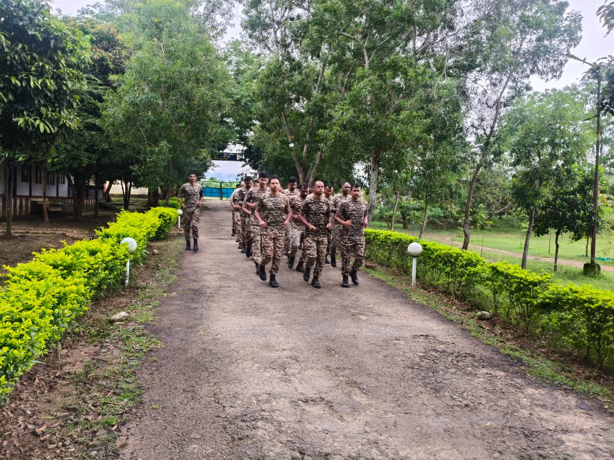 DigopsJiribam's tweet photo. Happiness is the feeling after an early morning workout.
#morning PT
# range QAT https://t.co/ctRYnrzhlZ