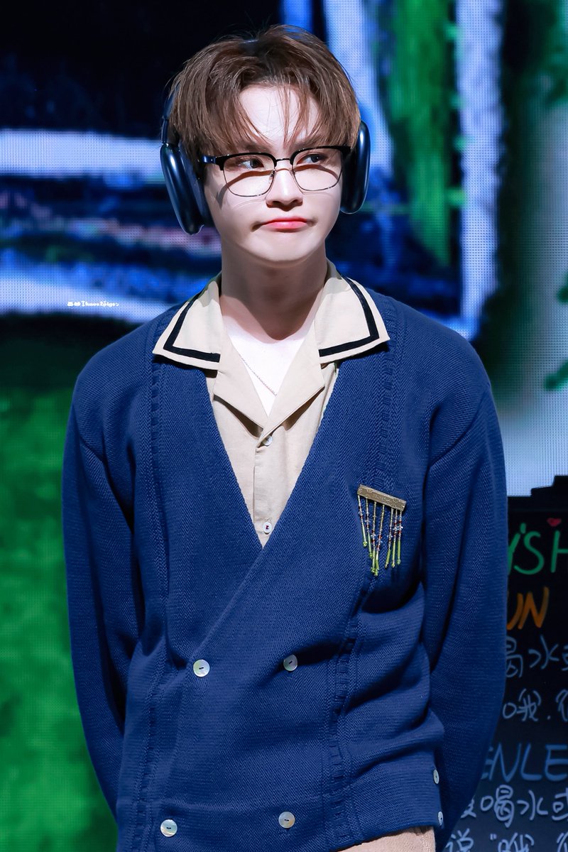 Ihave2pigs's tweet photo. 260725
잘자👓

#천러 #CHENLE #辰乐
#NCT #NCTDREAM https://t.co/tF82DWjI2w