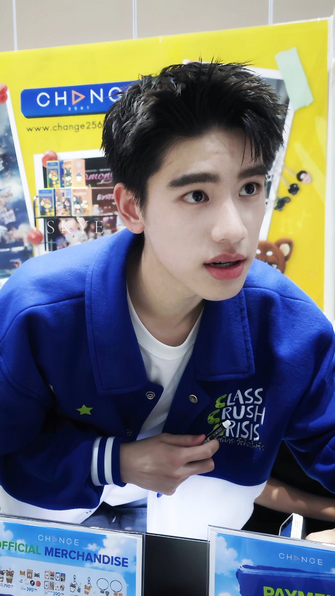 seaandskye's tweet photo. 🥺POUTING
@ujeenayp_
#ujeenayp_
#MonsterMusicFestxแก๊งนมผง #MonsterMusicFestival2026 https://t.co/KQLvgphoAX