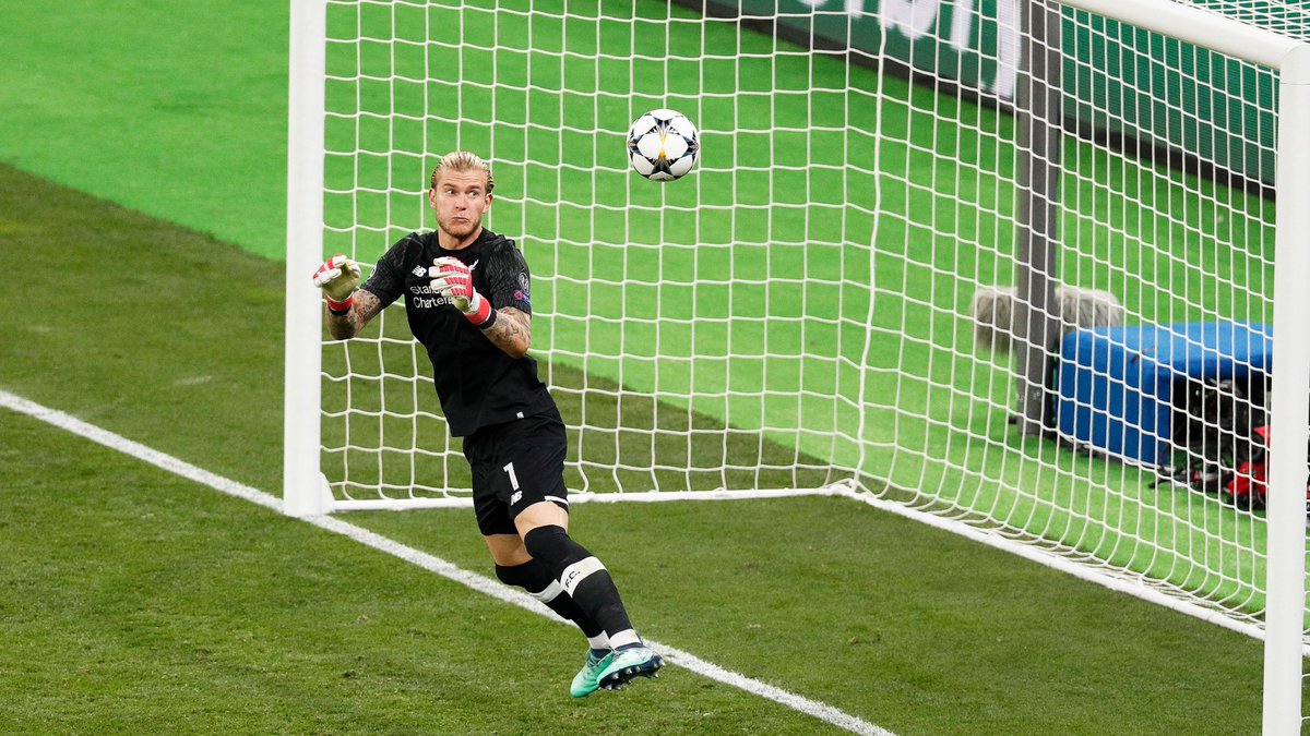 AnfieldEdition's tweet photo. Loris Karius: "Quite honestly: during that period [after the UCL Final], I lost my love for football. I no longer wanted to train, no longer wanted to play.

"I just felt empty. I even considered ending my career, but I was only 25 years old and couldn’t just stay home." https://t.co/vKlAiYQ32i