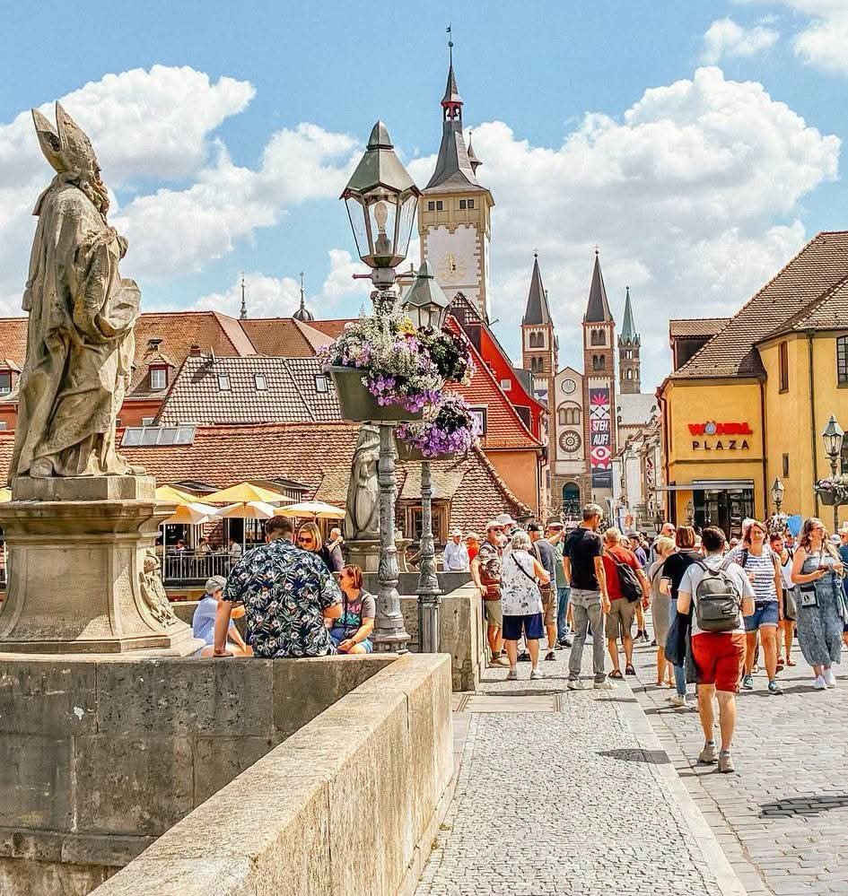 NatureRoot88's tweet photo. 📍Würzburg, Germany 🌞🇩🇪 https://t.co/6M7tznk6Q7