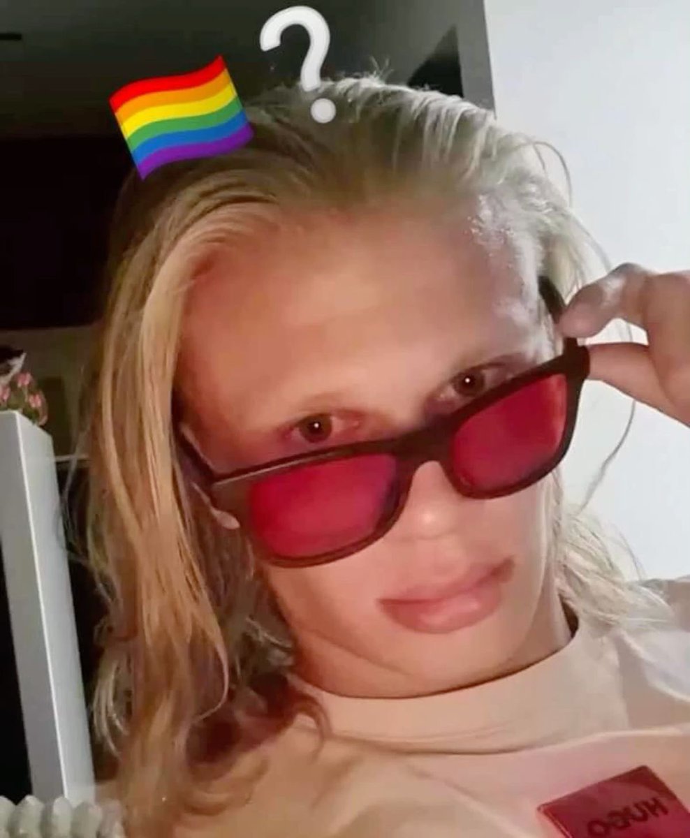 Bea tweet media