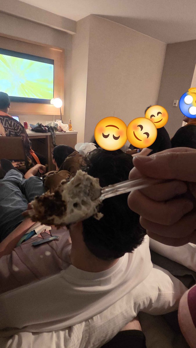 yeahtaiga123's tweet photo. @Eternith @niniyuuna It was delicious 😋😊 https://t.co/wUmUBBwNQu