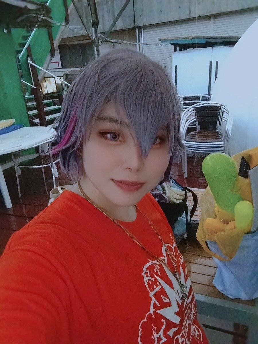 hona_0803's tweet photo. 今更ながらりだつ！
初のえのこすでrfmo併せできて楽しかった😊
水鉄砲したり雨でびしょ濡れになったり思い出沢山できた
  #江ノ島コスプレ祭  #こすぶる https://t.co/u9PaTeKMll