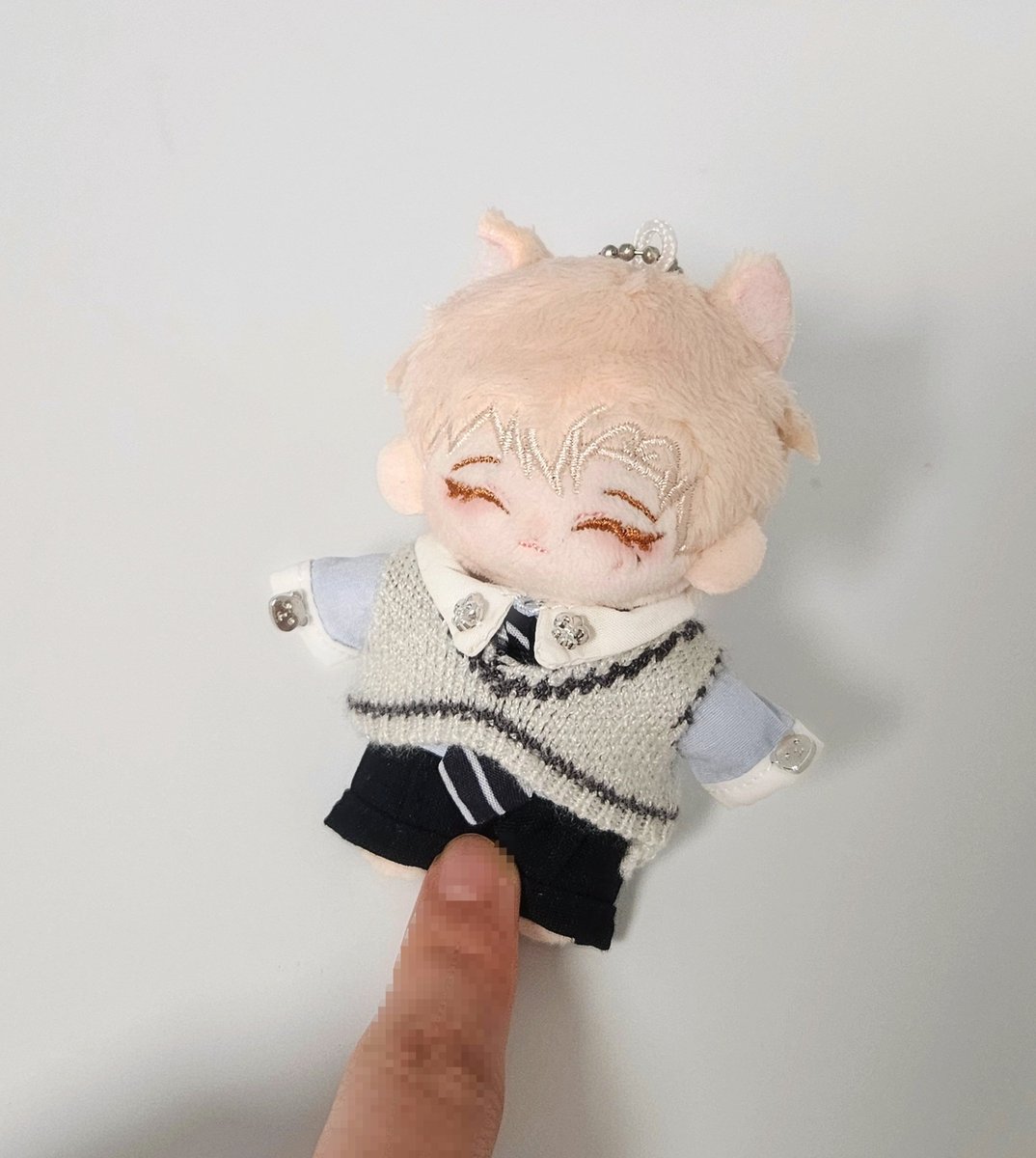 ShinAmon_Powder's tweet photo. 교복 입은 상담쌤 https://t.co/vuzARRDjul
