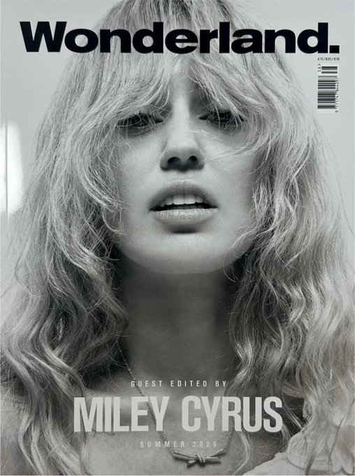 milesangels's tweet photo. MILEY CYRUS MI DIVA ESTÁ DE VUELTA https://t.co/V6n9mszcvQ