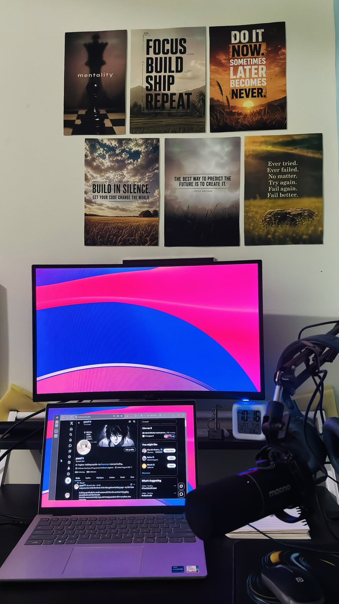 yusuf_sdev's tweet photo. added some posters, my setup was pretty depressing but now its …..

how much would you rate my setup? https://t.co/1ah8Wm5tP0