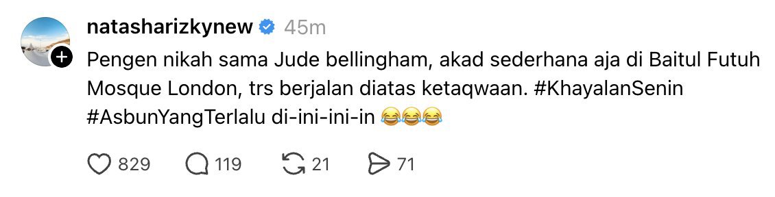 999o7i's tweet photo. Natasha Rizky niat nikah November atau Desember ini katanya pas udah viral pengen jodohnya Jude Bellingham. 

Gmn ya klo ada ayah baru trio strong selain Desta. 

Smoga keinginannya qobul ya Caca, dpet imam yg terbaik. https://t.co/c6AzxL3ECb