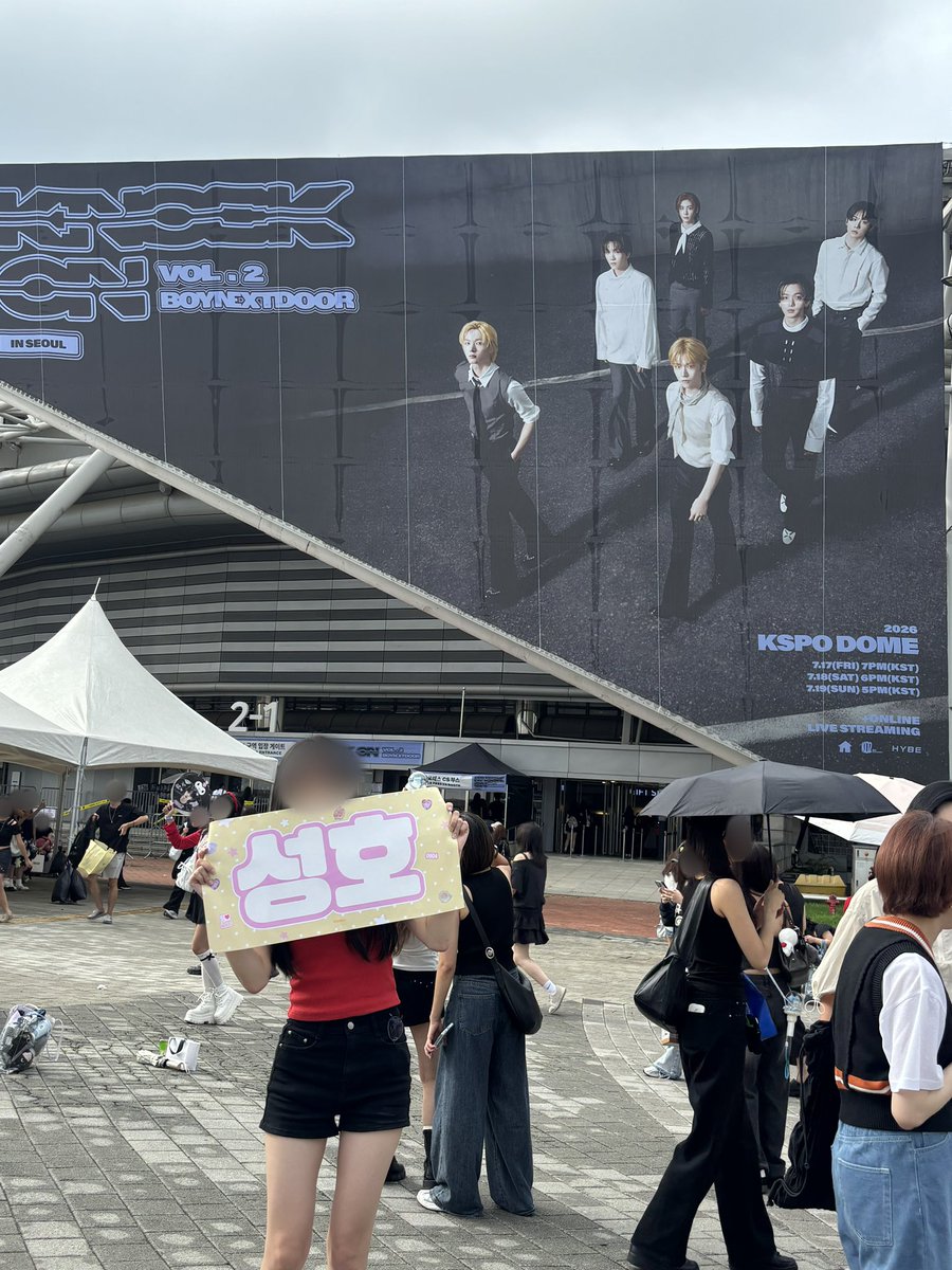 txtxty7's tweet photo. 똑똑똑 ٩( ᐛ )و

서울 중콘다녀온 캐프랑 트친해요🤍
친해지면 오프도 하고 스스도 하쟈🤤

#원도어트친소 #원도어_트친소 https://t.co/GISGOfoMB8