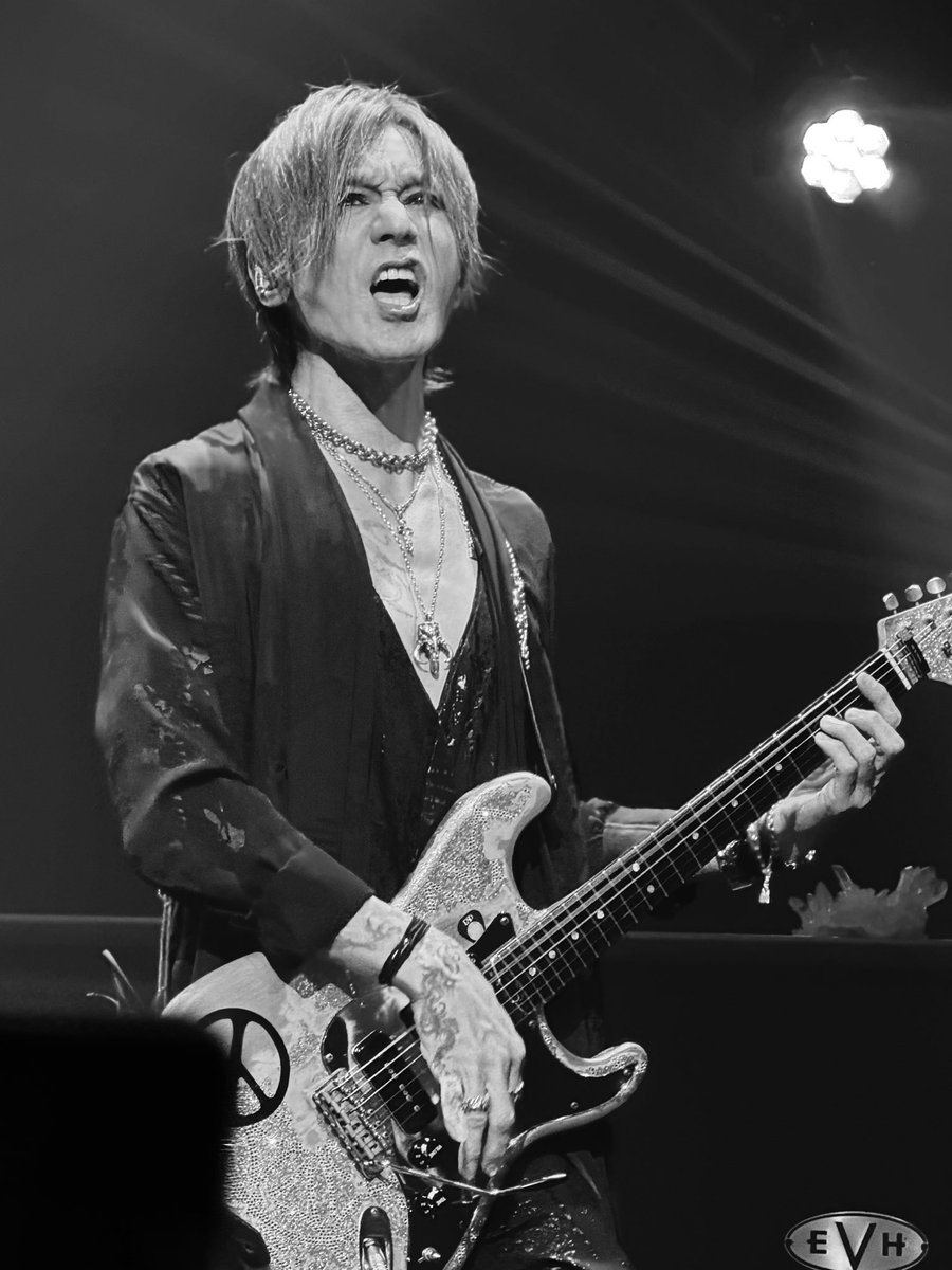 lunaseacopy's tweet photo. LUNA SEA 松戸Day1
#LUNAPIC https://t.co/Gh7YB44oZh