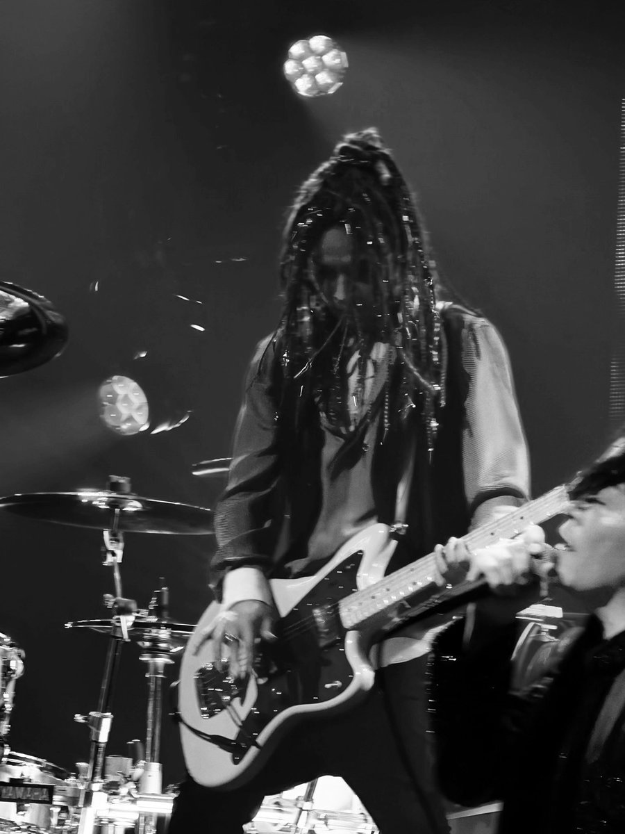 lunaseacopy's tweet photo. LUNA SEA 松戸Day1
#LUNAPIC https://t.co/Gh7YB44oZh