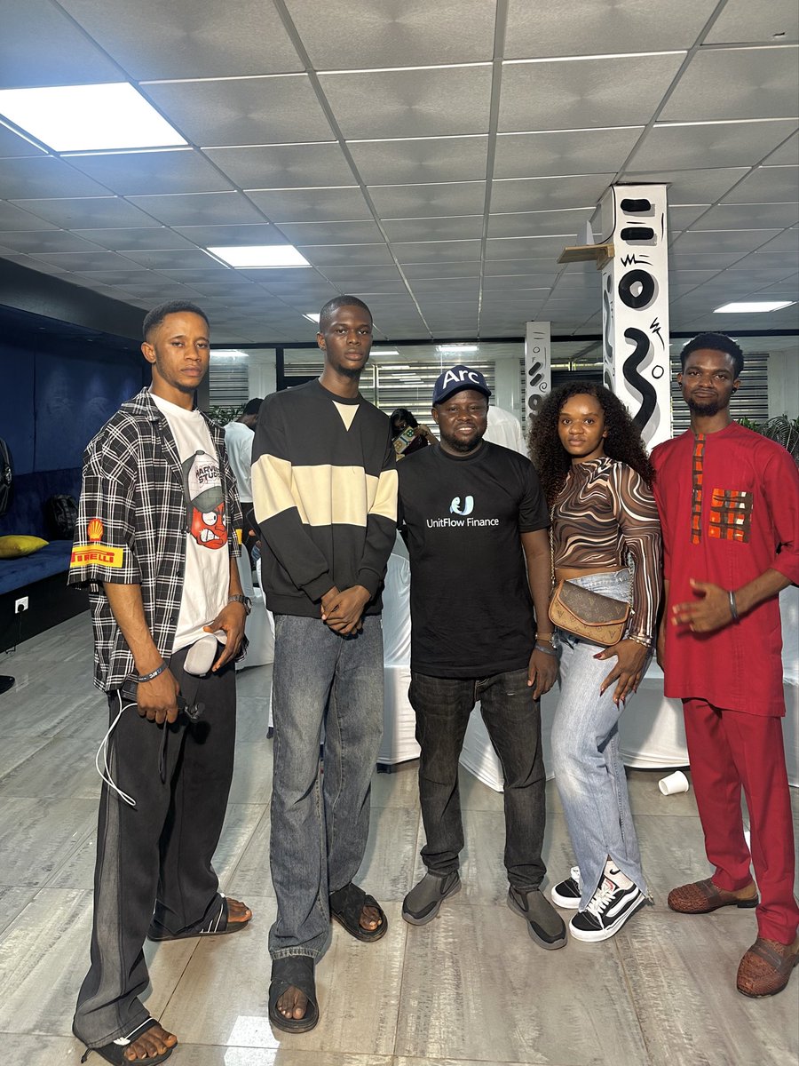 stephdreals's tweet photo. Show me a community more beautiful than @arc community???

Met my web3 woman crush @CarbzXBT and so many other amazing arc members.

shout out to my regional leads and the entire arc team for making this possible. 

I had mad fun 🤩 

#ArchitectsInEnugu https://t.co/Uc6n4YUYZk