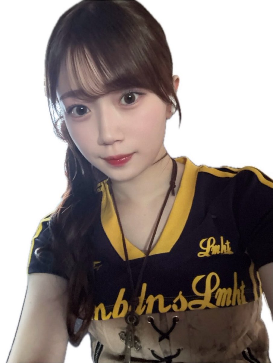 bibouroku_ch's tweet photo. 乃木坂の愛宕心響ちゃん、今流行りのイエベ春の多幸感爆発美女だし絶対みんな好きな顔だから早く世間に見つかって欲しい՞ɞ̴̶̷̥⩊ɞ̴̶̷̥꒱֯💕 https://t.co/H33jsUzigS