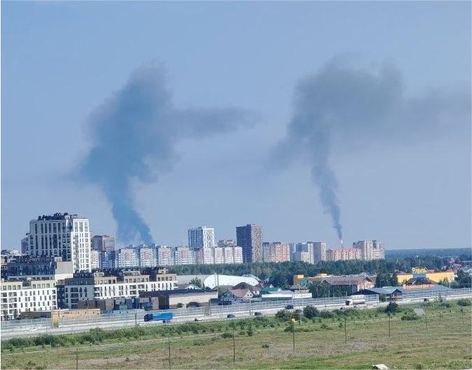 Osinttechnical's tweet photo. Overnight, Ukrainian attack drones successfully penetrated over 2000 km of Russian airspace to hit the Tyumen Oil Refinery, setting multiple parts of the facility ablaze. https://t.co/TVk8PxInp7