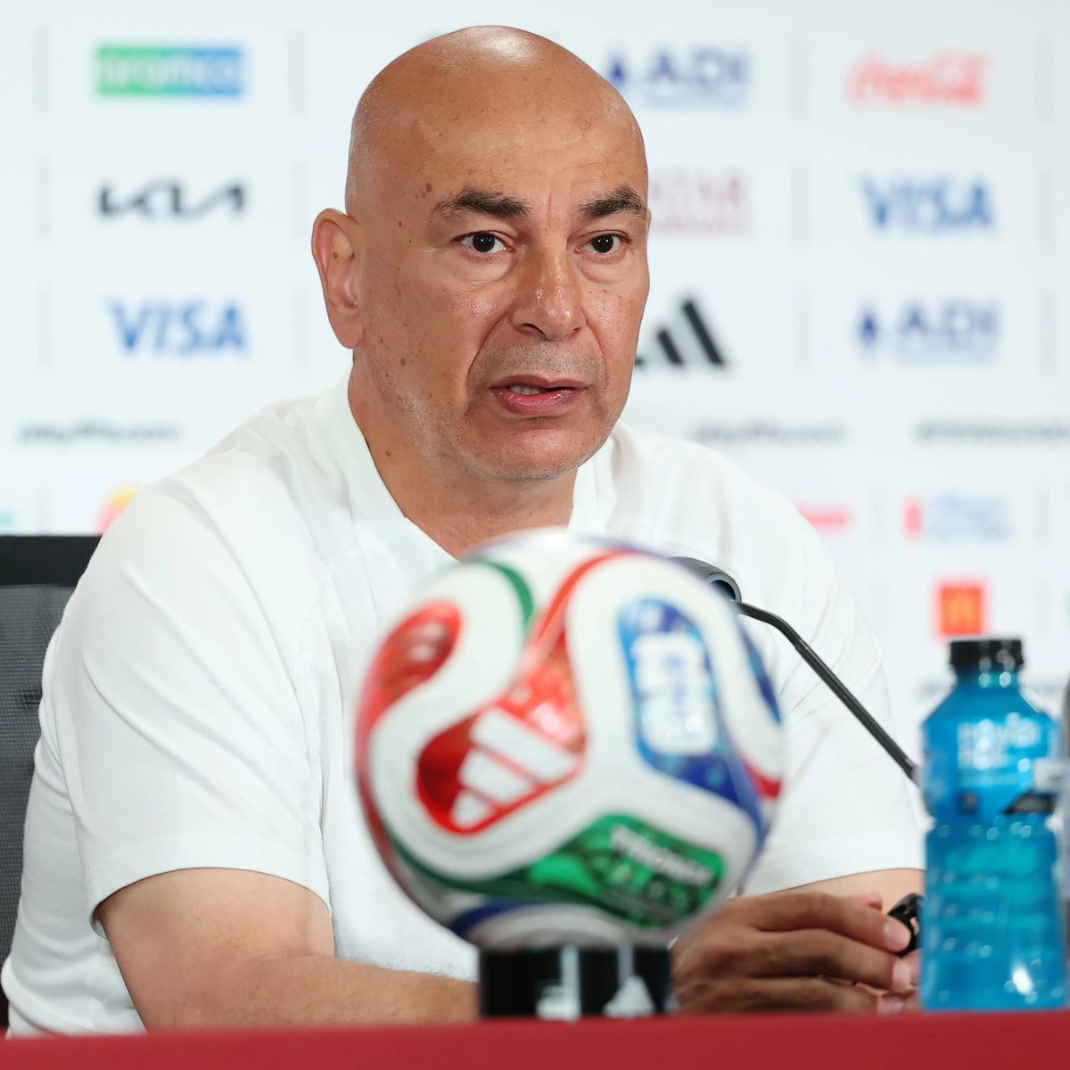 Grandsoncr7's tweet photo. 🗣️ Hossam Hassan on the match vs Argentina at the World Cup:

“We have been cheated today. I don’t want to call it bad luck because this was pure injustice. The match was obviously fixed, and everyone witnessed it. 

Perhaps they wanted to keep the world champions in the competition, or maybe they wanted Lionel Messi to stay in the running. In football, there are sometimes external factors that go beyond the technical aspects. 

A clear penalty for us wasn’t even checked by VAR, our second goal was remarkably disallowed, and a possible shirt-pull in the buildup to Argentina’s stoppage-time winner was completely ignored. Once I return home, I’ll never watch the World Cup again because there is no justice in this competition.”