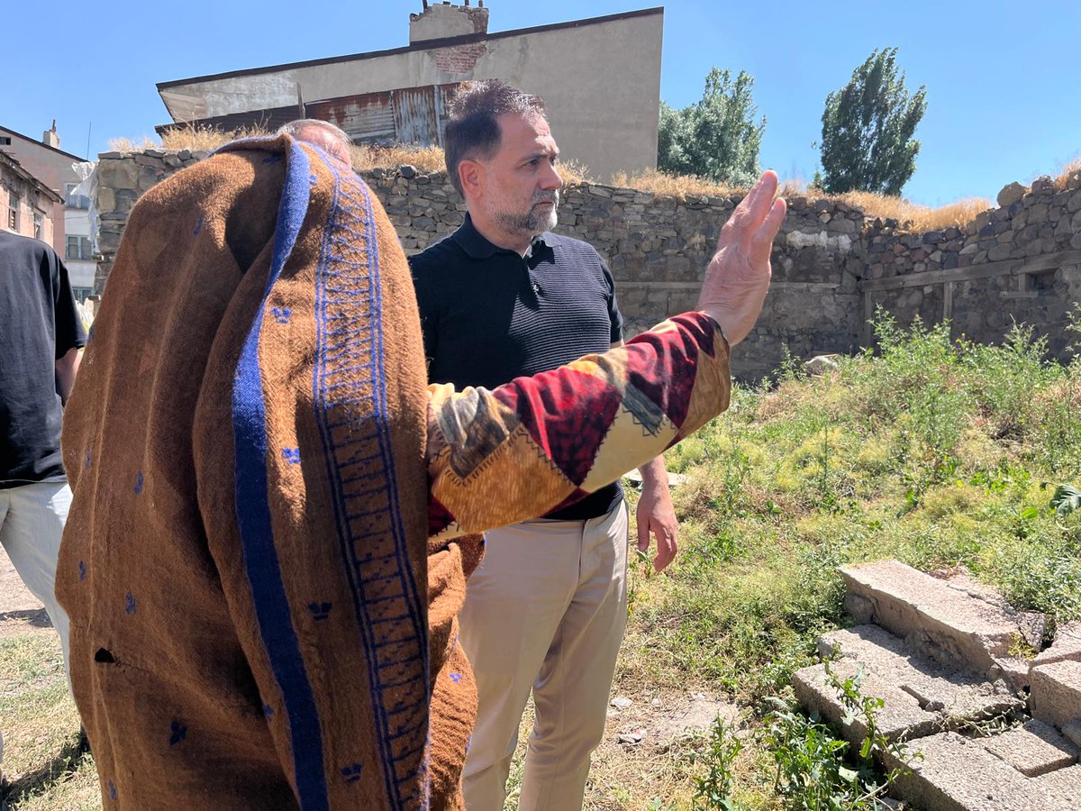 drmahmutucar's tweet photo. Yakutiye Belediyesi olarak ilçemiz genelinde yürütmüş olduğumuz çalışmalarımızı yerinde inceleyerek ... https://t.co/VE8ByzBJav