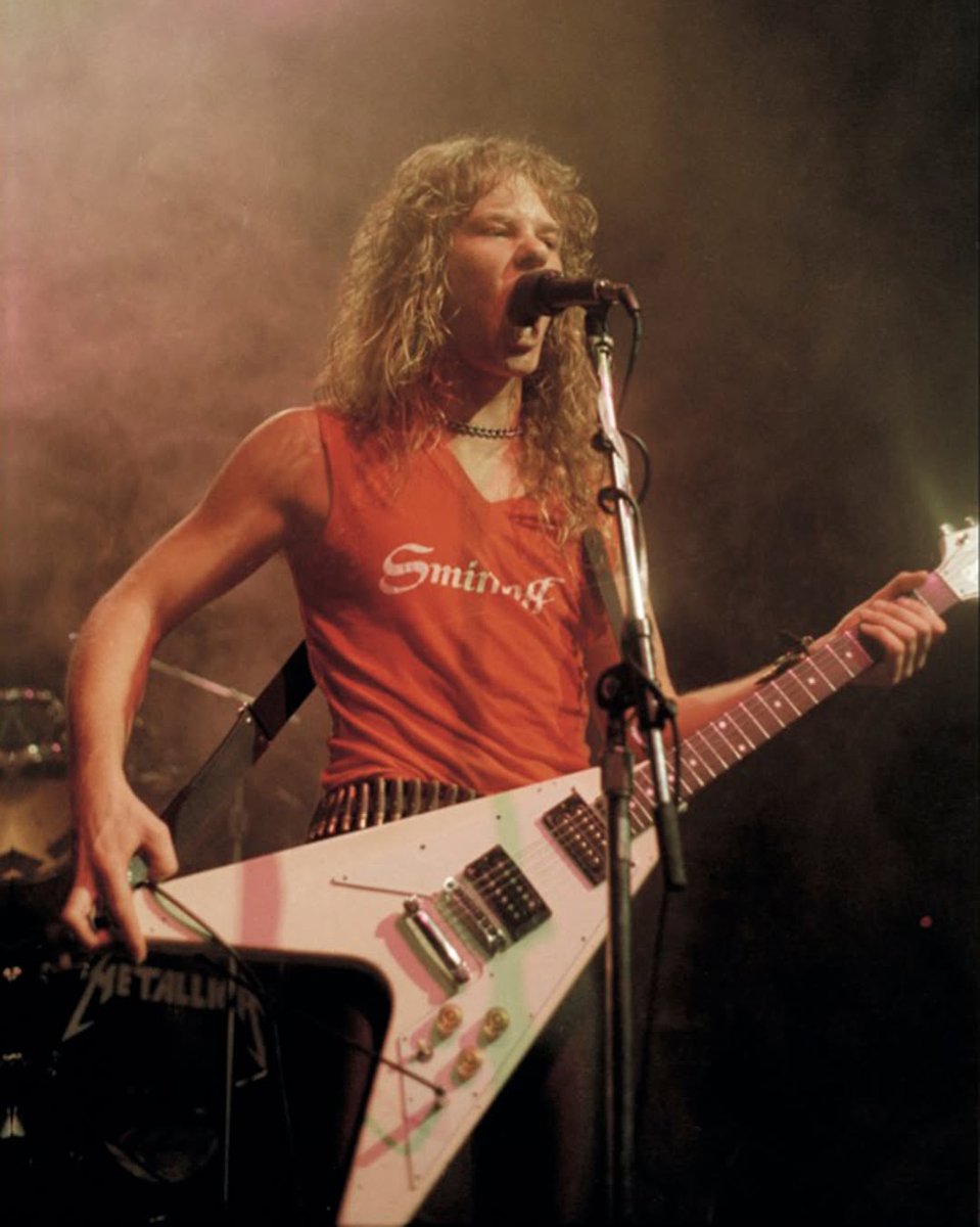 bazillionpoints's tweet photo. Today in 1983: Metallica's KILL 'EM ALL banged those heads that did not bang π¨ Scan the scene w/scores of vivid 1983 live shots in MURDER IN THE FRONT ROWβ‘οΈ
THRASH YOUR EYES π https://t.co/B5pOZeNM7u
#metallica1983 #killemall #megaforcerecords #hitthelights #fourhorsemen https://t.co/6jlKVPree9