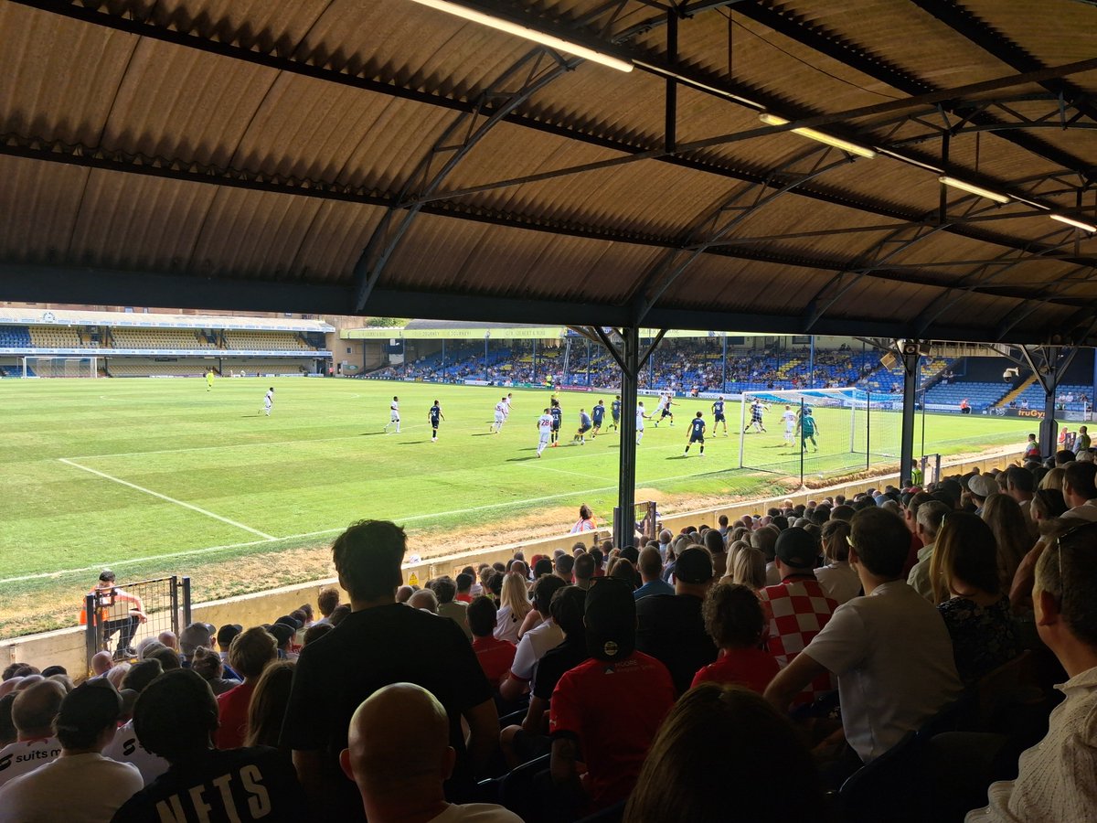 wheelerpedia's tweet photo. Season 2026/27, Match 6
The JE3 Foundation Trophy
@SUFCRootsHall 1 - 1 @leytonorientfc
4-5 on penalties
Roots Hall Stadium, Southend-on-Sea https://t.co/q1BbVgkEnH