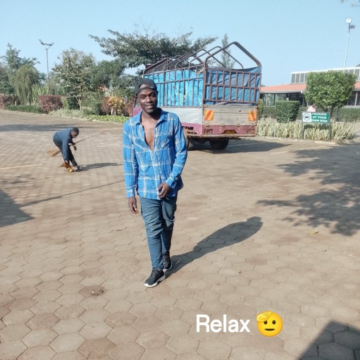 zigafix's tweet photo. By God's goodness I will still live strong in my single life until I get someone of my choice 💕🫡🫡🤝🌹🌹🌹🌹🌹🌹 https://t.co/yQf4lWD7iH