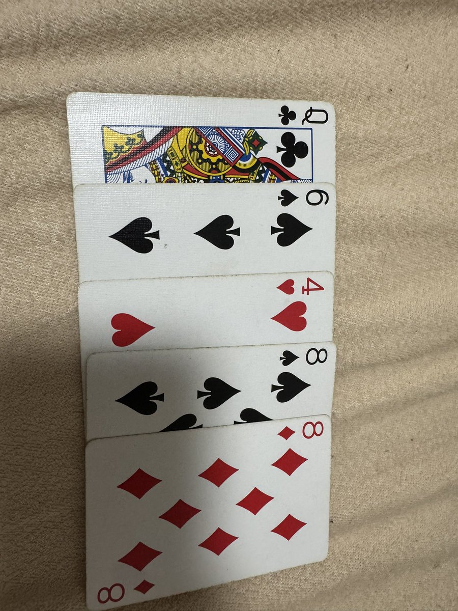 shidax008's tweet photo. ストフラチャレンジ

🃏を除いた52枚のトランプをシャッフルして、上から引いた時、ストレートフラッシュが出たら勝ち
※1日4回まで

6日目【さよーならまたいつか】 https://t.co/Hb6EufwNBd