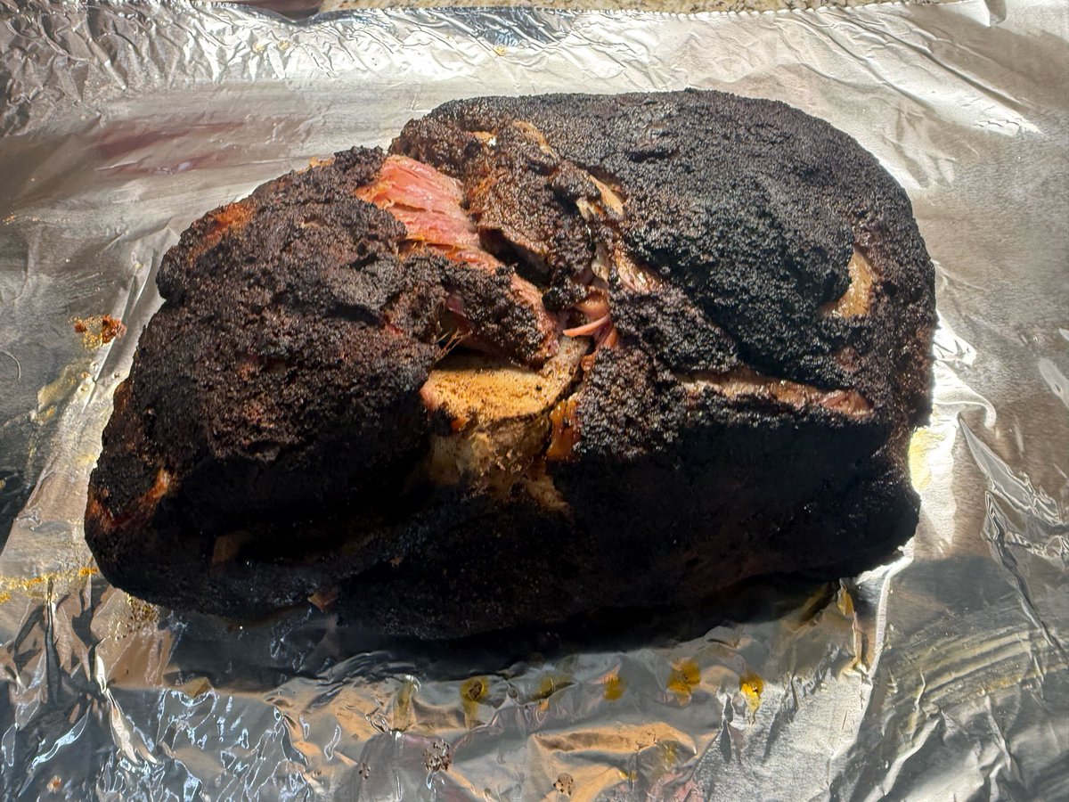 jrogers329's tweet photo. Cooking a little #BBQ today.  Some before and after shots.  Wrapped and in the cooler resting.   #pulledpork https://t.co/h9ElQFM85B