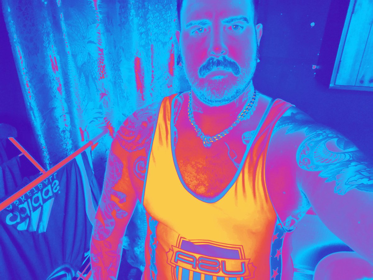 BowserKong's tweet photo. #SingletSaturday #BigGuy #BigBoy #Belly #BigBelly #Bulge #BigBulge #Pecs #BigPecs #BigChest #Hefty #Beefy #Husky #Meaty #Bear #GayBear #Bibear #FrenchBear #Singlet #FrenchGay #FrenchBi #Inkedmen #TattooedMen #AltMen https://t.co/DSB9Ua19MP