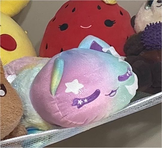 Strawberry__Rep's tweet photo. @ChickfilA @_Aphmau_ 
One of your stores in Lees Summit, Missouri had my child’s stuffed rare aphmau stolen and basically told me good luck. Is this how stuffed animal sleepovers are supposed to go?? https://t.co/Eh8gMoMqjf