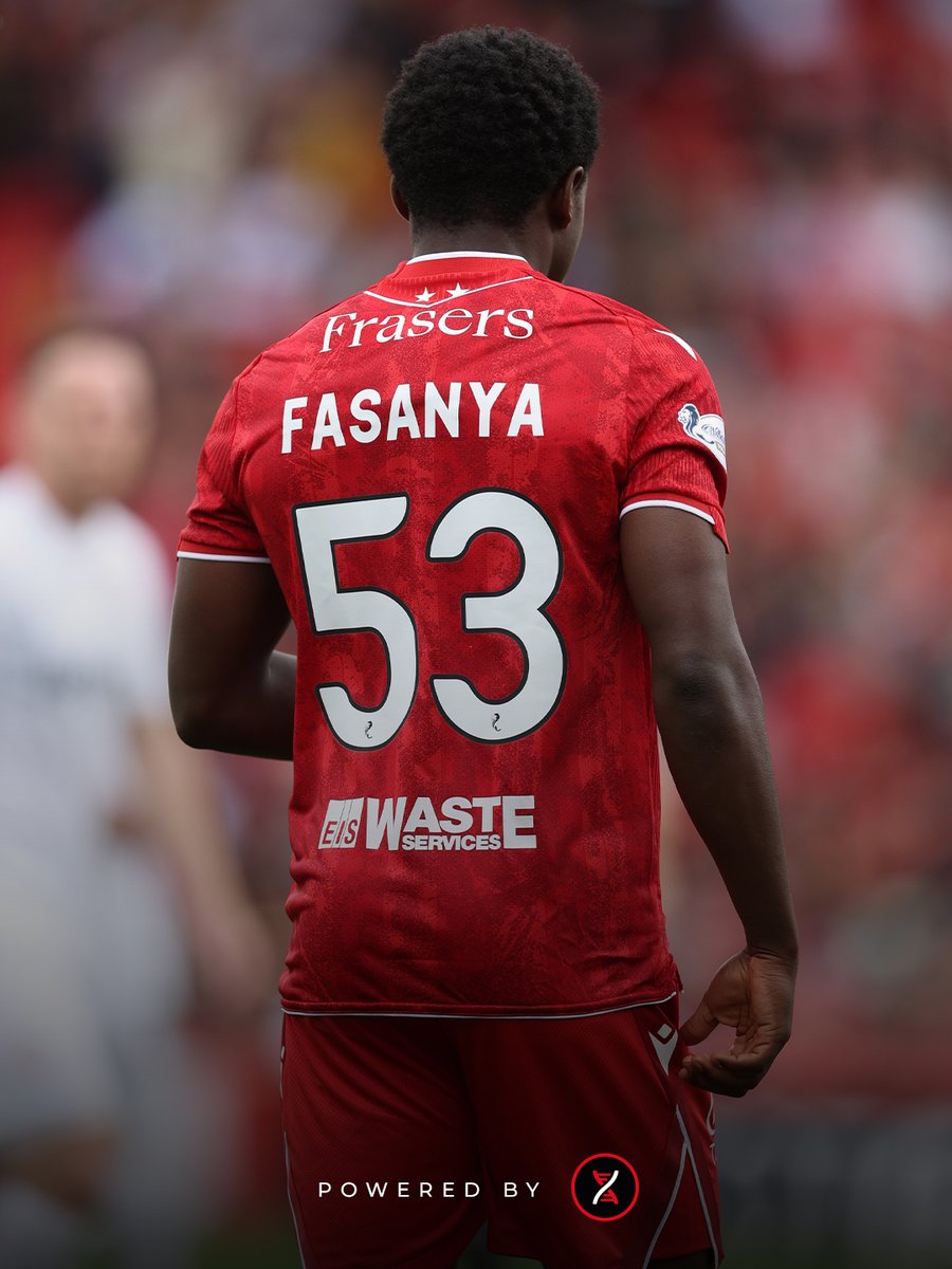 AberdeenFC's tweet photo. History maker ⭐ https://t.co/K9JzkGIQTQ