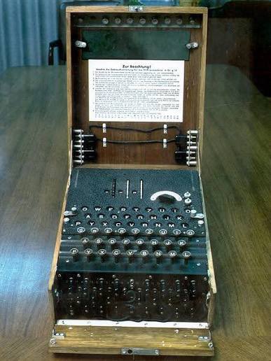 ArkadyRzegocki's tweet photo. On this day in 1939, at the secret intelligence centre in Pyry near Warsaw, Polish intelligence shared with Britain and France its knowledge of Enigma and replica machines.🇵🇱🇬🇧🇫🇷
#Enigma #PolishCryptologists #BletchleyPark #AlanTuring #History #Poland #BletchleyPark https://t.co/3kqby8VXY7