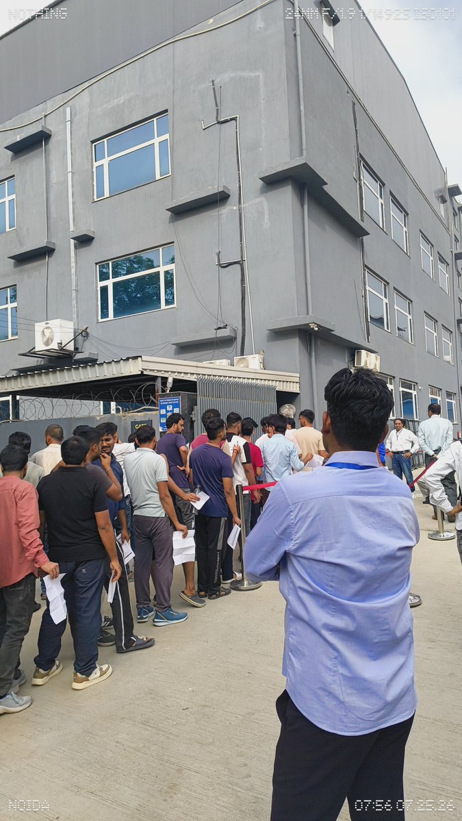 lalitlodhi16's tweet photo. Is it legal to require bags to be deposited outside during CBT online exams? If it is legal, then why do we pay an application fee?Today, the #NBCC exam was held at the Adarsh Pariksha kendra in Sector 80 Noida, where they were charging ₹50 per person to deposit bags @amitkilhor https://t.co/ZgvwV30c72