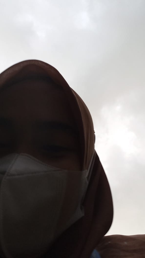 IanPawogo's tweet photo. Numpang ya, siapa tau nanti kalo kita gk jodoh, aku bisa liat semua kenangan kamu lewat ini https://t.co/sMk7P4w5fN