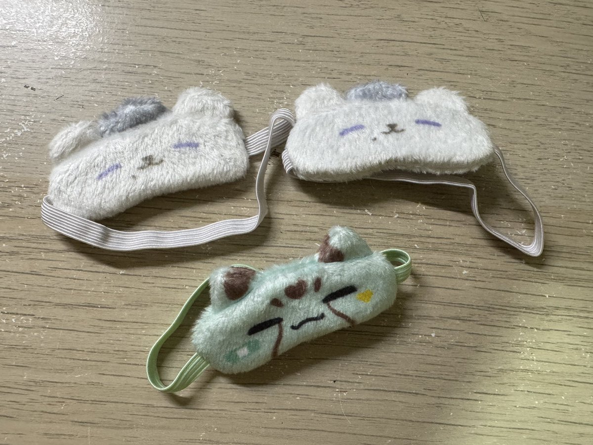 0103_ru's tweet photo. 順便賣掉多抽到的配件 200/1
或是跟我換草莓或蜂蜜罐也可以～
希爸x2
塔塔x1 https://t.co/gjHco3Luy2